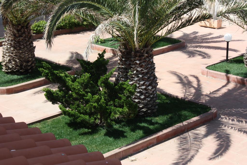 Hotel Castelsardo Domus Beach Exterior photo