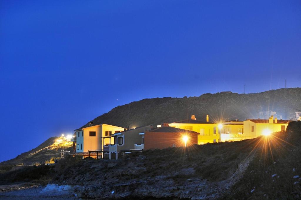 Hotel Castelsardo Domus Beach Exterior photo