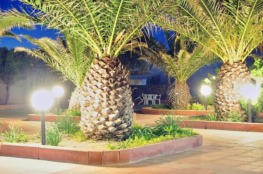 Hotel Castelsardo Domus Beach Exterior photo