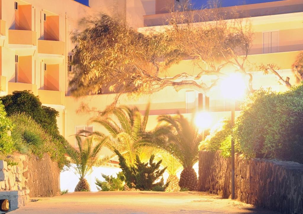 Hotel Castelsardo Domus Beach Exterior photo